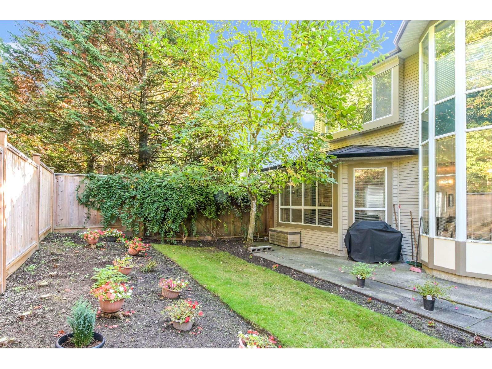 Photo of 72 20881 87 AVENUE 27