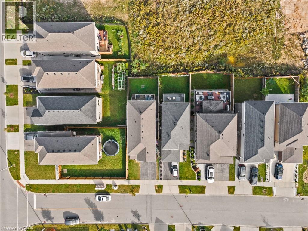 63 Sparrow Avenue — photo 4