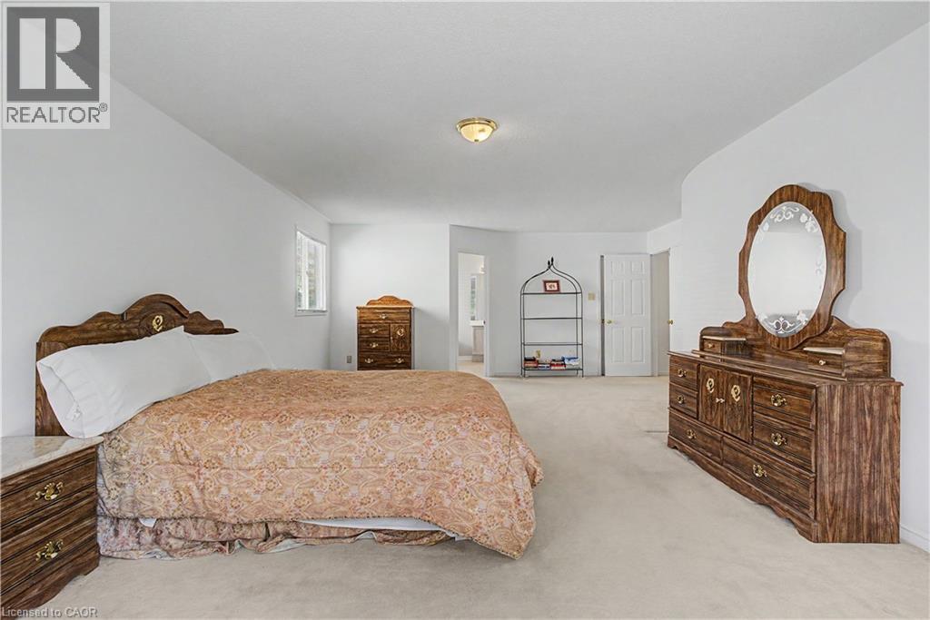 194 GLENVALLEY Drive - 31
