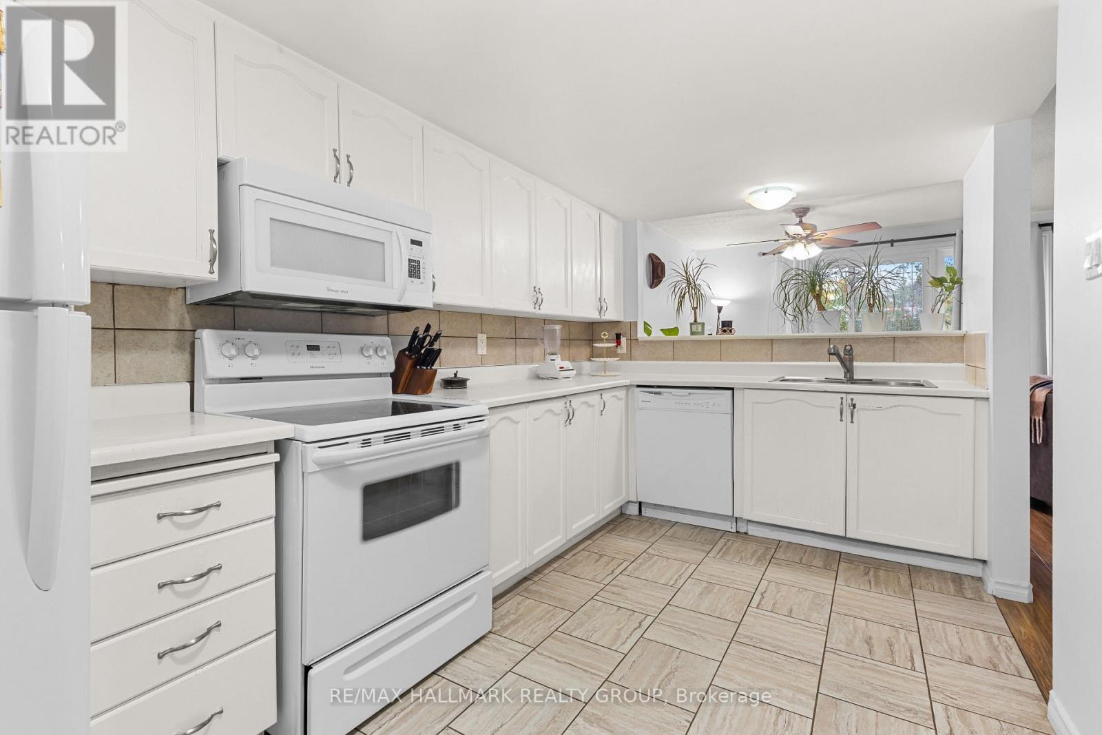 1589 St Bernard Street — photo 13