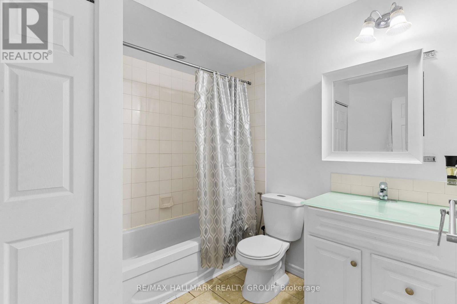 1589 St Bernard Street — photo 22