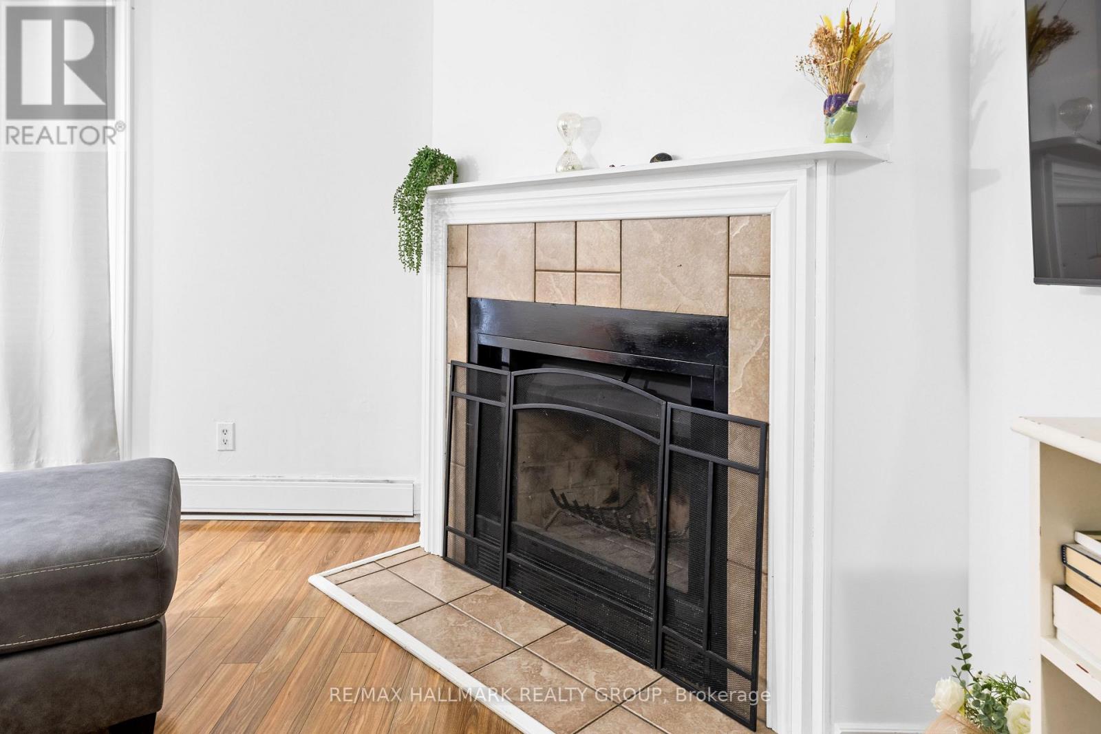 1589 St Bernard Street — photo 7