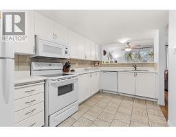 605 - 1589 St Bernard Street, Ottawa, ON K1T3H9 Photo 13