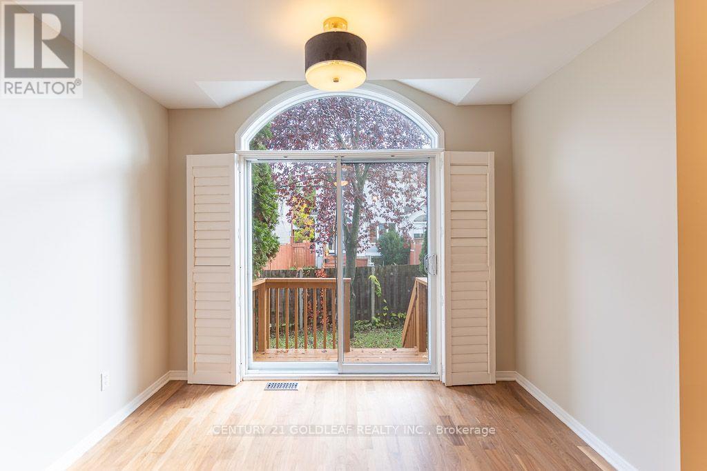 2260 Brockstone Crescent — photo 13