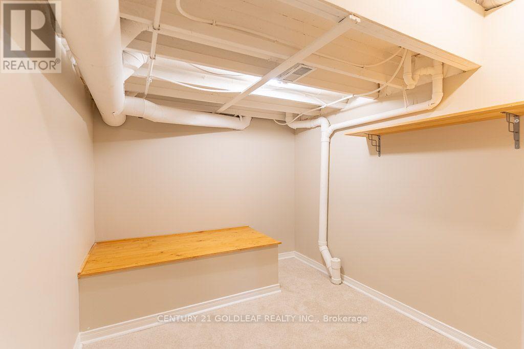2260 Brockstone Crescent — photo 35