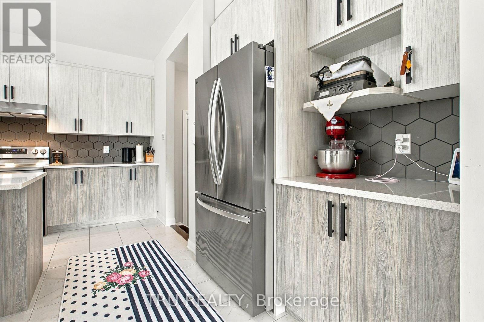624 Galarneau Way — photo 19