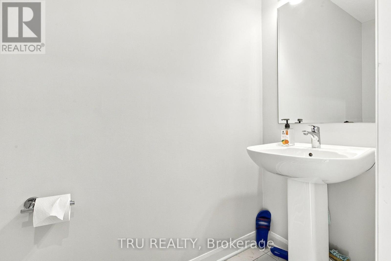 624 Galarneau Way — photo 20