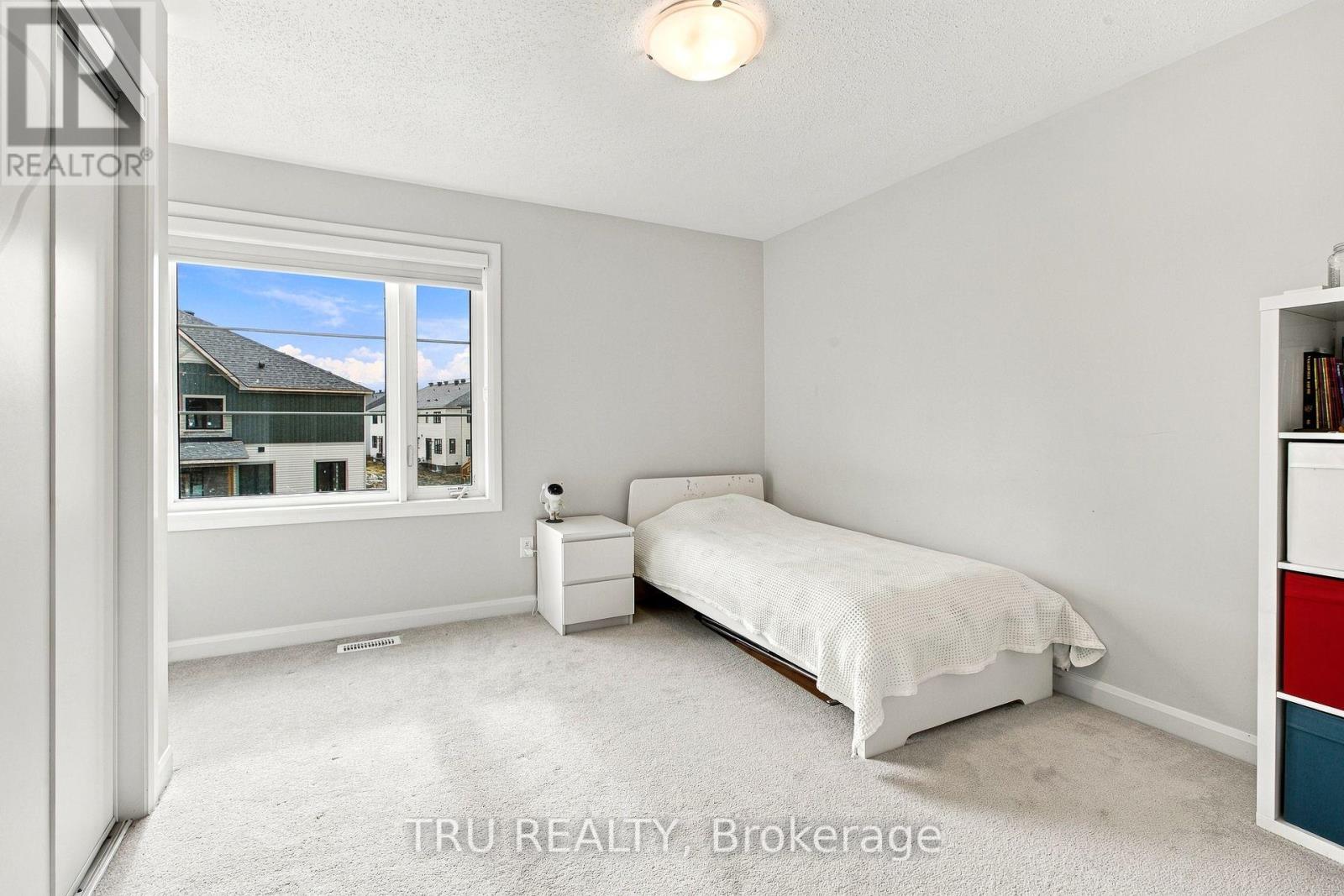 624 Galarneau Way — photo 29