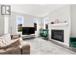 Living room - 624 Galarneau Way, Ottawa, ON K2W0M1 Photo 10