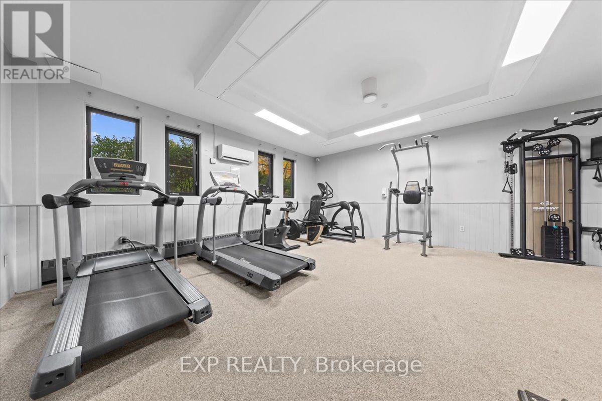 20 Chesterton Drive — photo 22