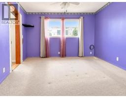 606 34 Avenue NE - photo 9