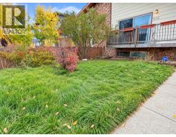 606 34 Avenue NE - photo 22
