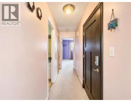 606 34 Avenue NE - photo 8