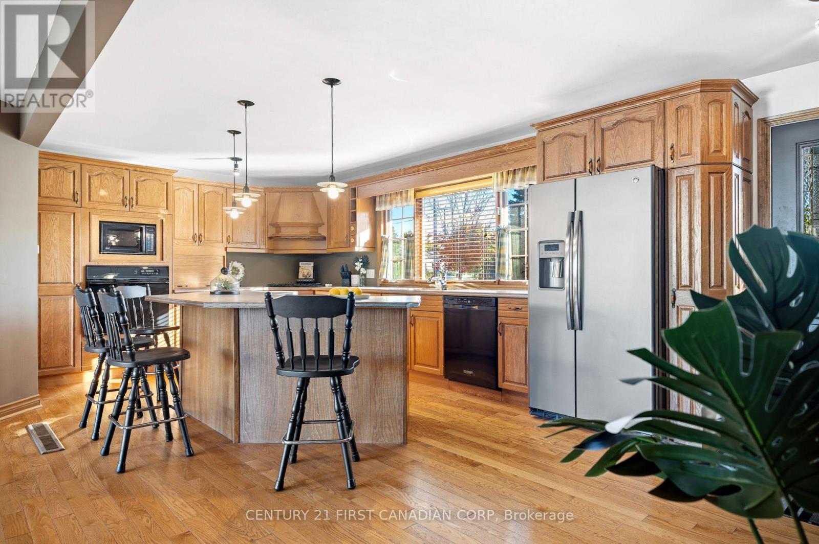 175 Bancroft Road — photo 4