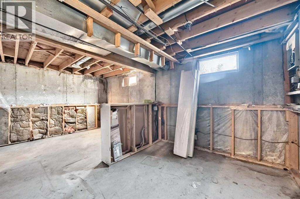 143 Rundleson Way NE photo 36