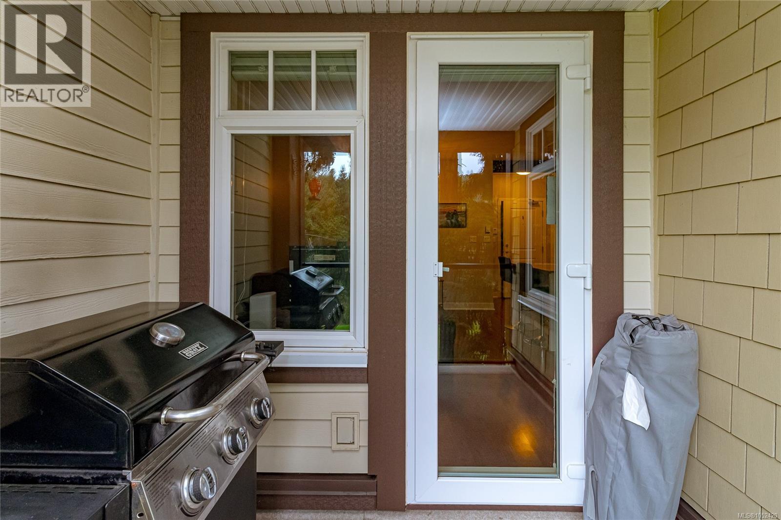 #308 1375 Bear Mountain Pkwy - 22