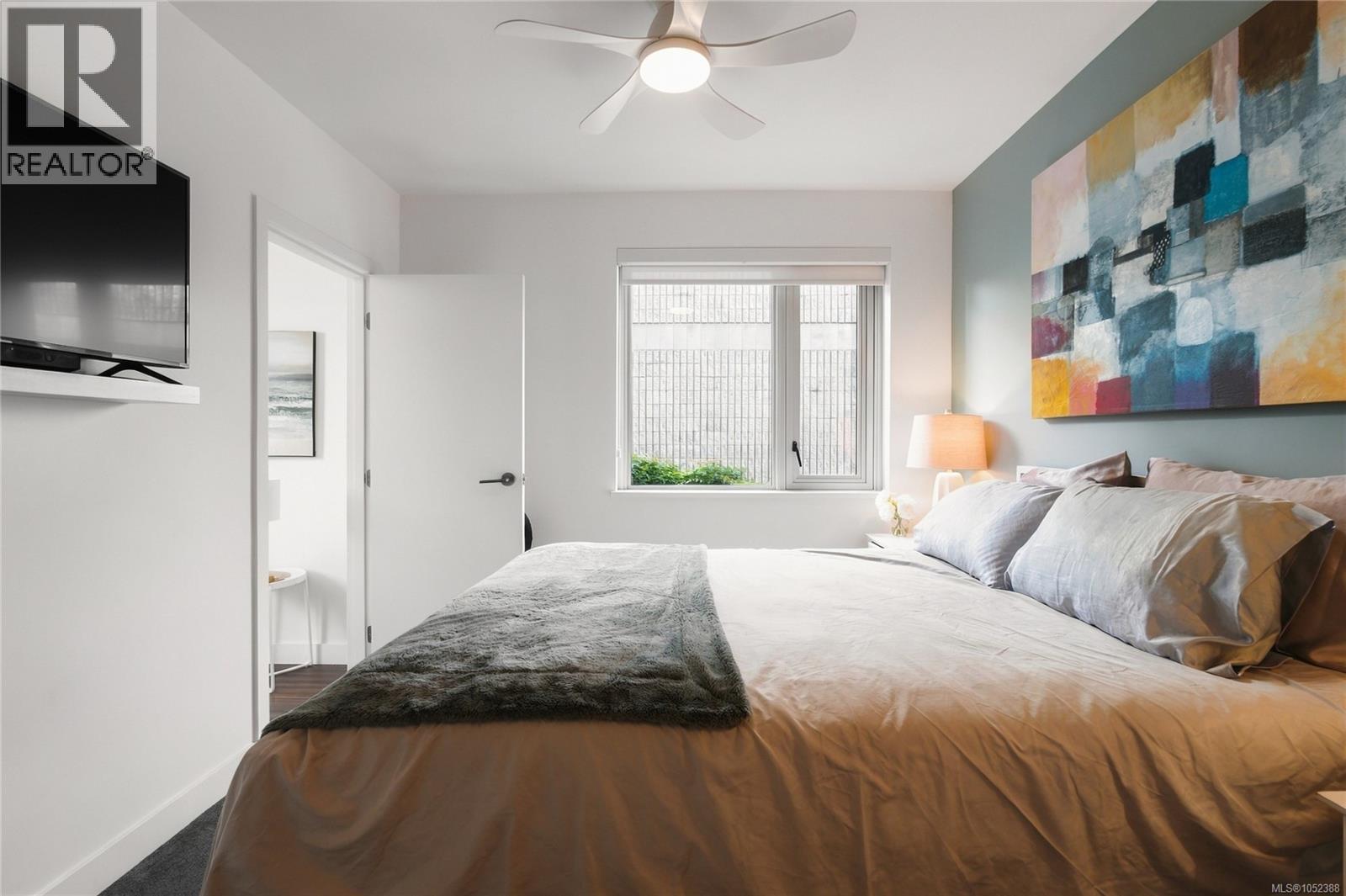 #204 838 Broughton St - 11