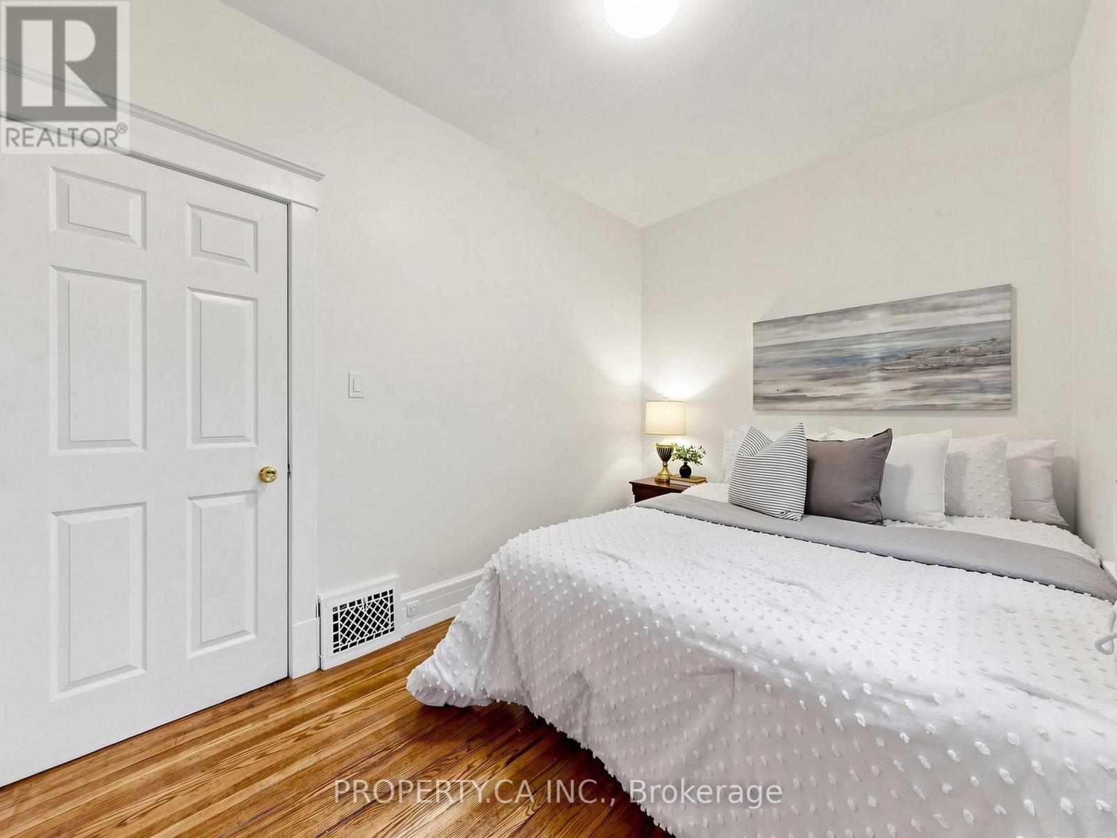 205 DEARBORN AVENUE - 20