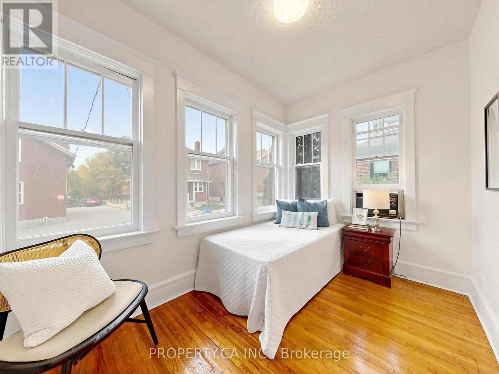 205 DEARBORN AVENUE - 25