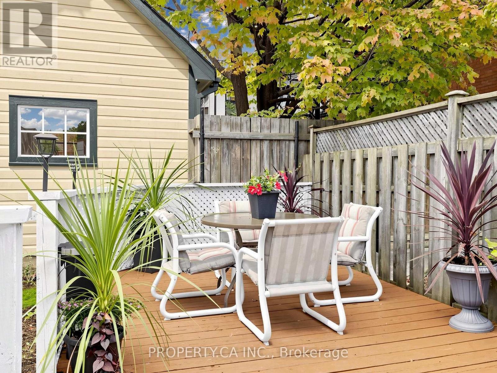 205 DEARBORN AVENUE - 36