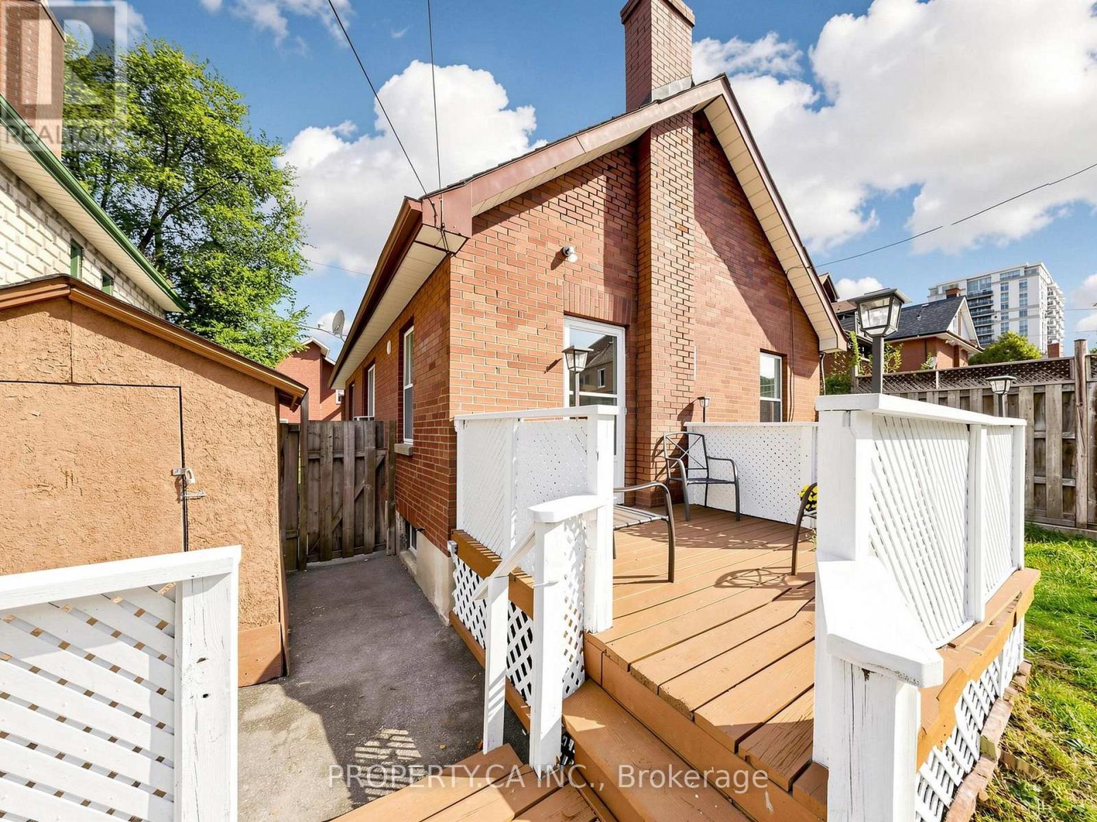 205 DEARBORN AVENUE - 38