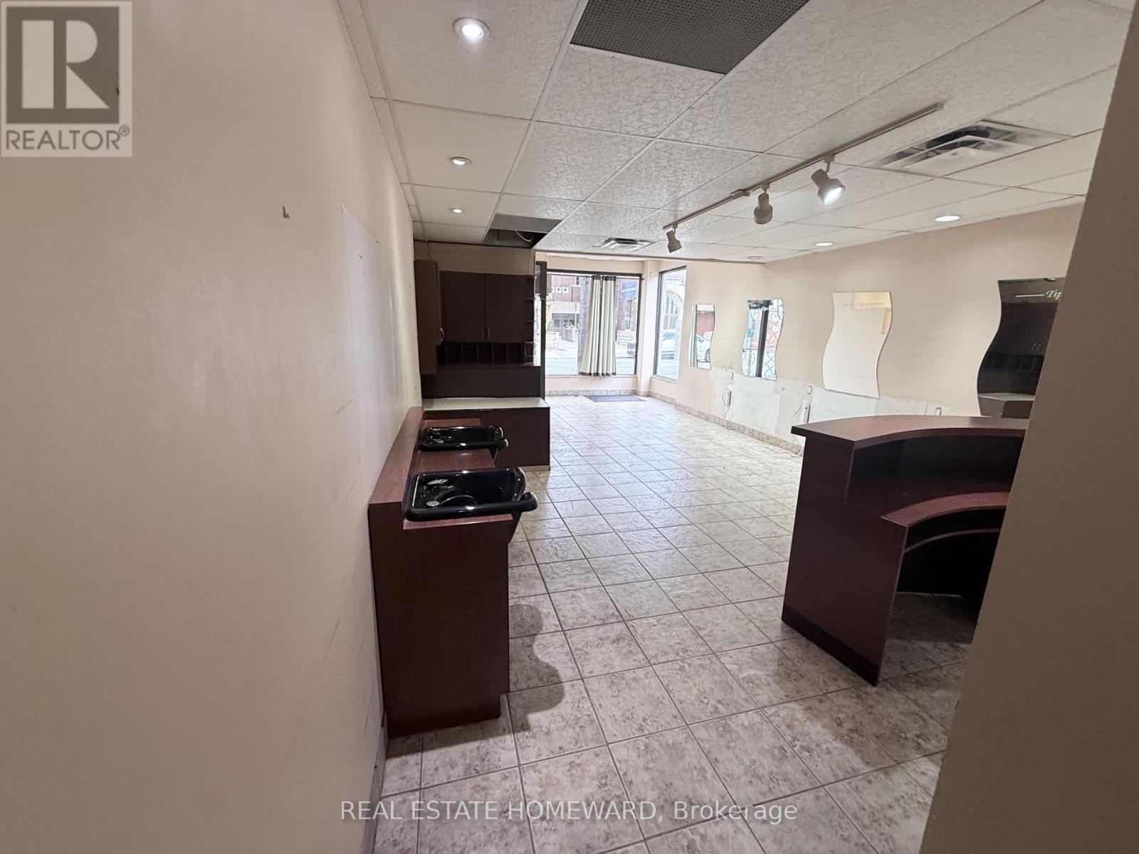 757 Pape Avenue — photo 7