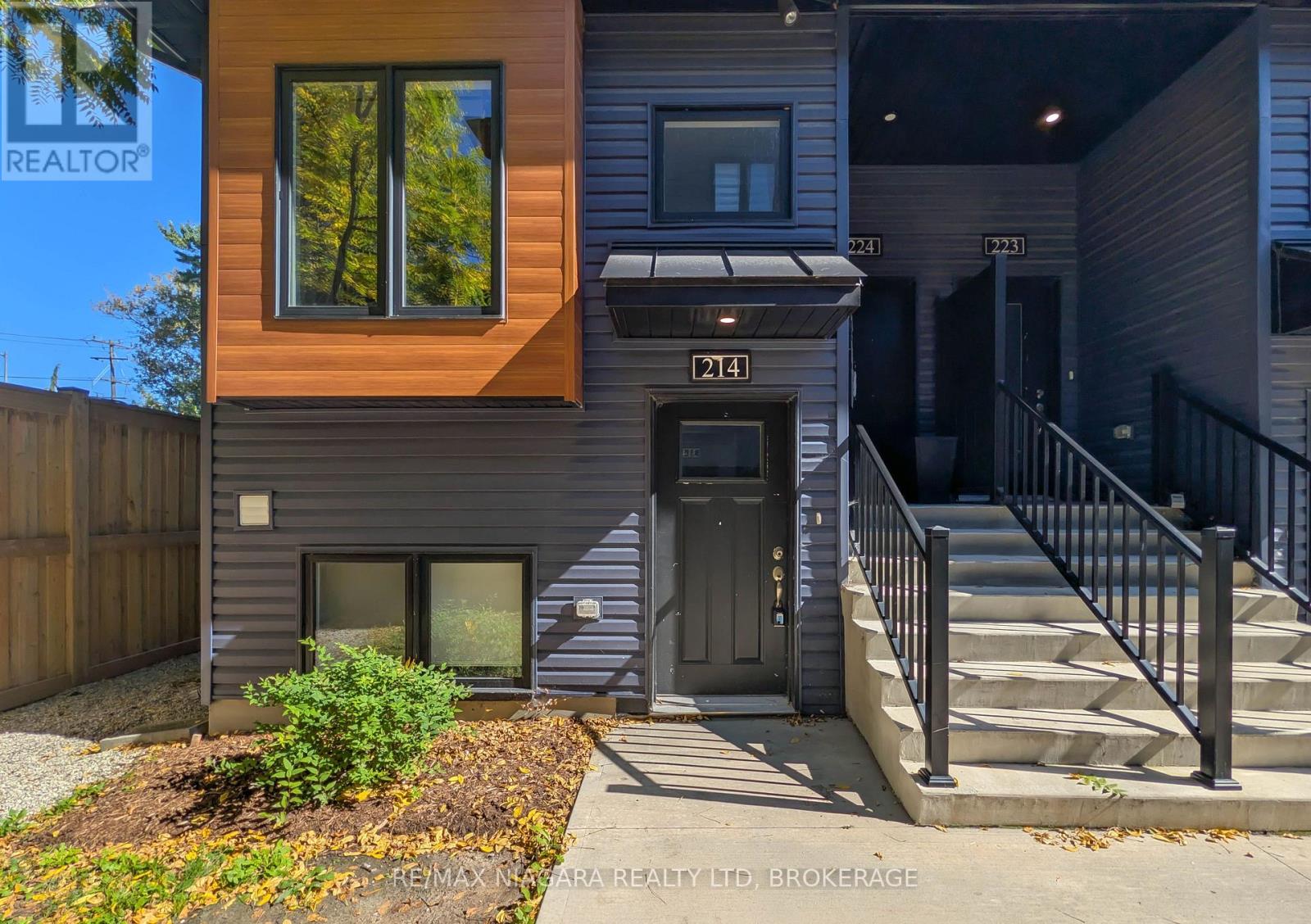 781 Clare Avenue