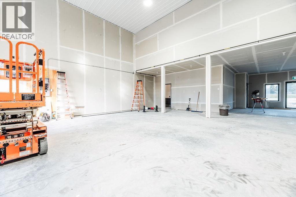 2&3 4846 Athalmer Road, Invermere - Image 1