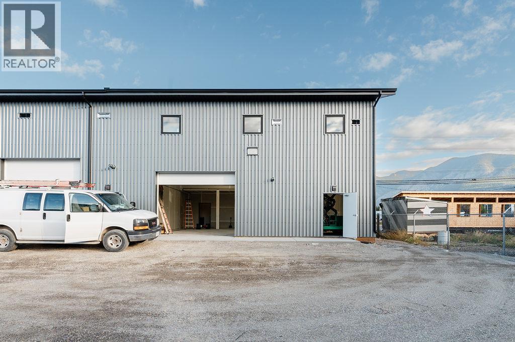 2&3 4846 Athalmer Road, Invermere - Image 1