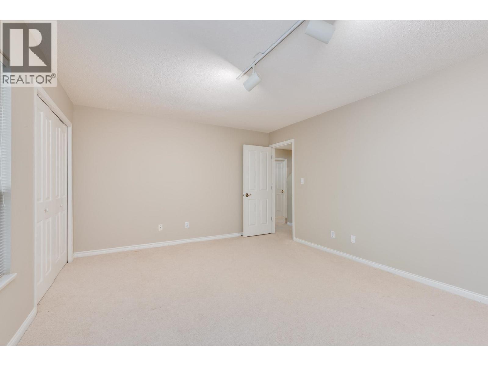 Photo of 29 4055 INDIAN RIVER DRIVE 19