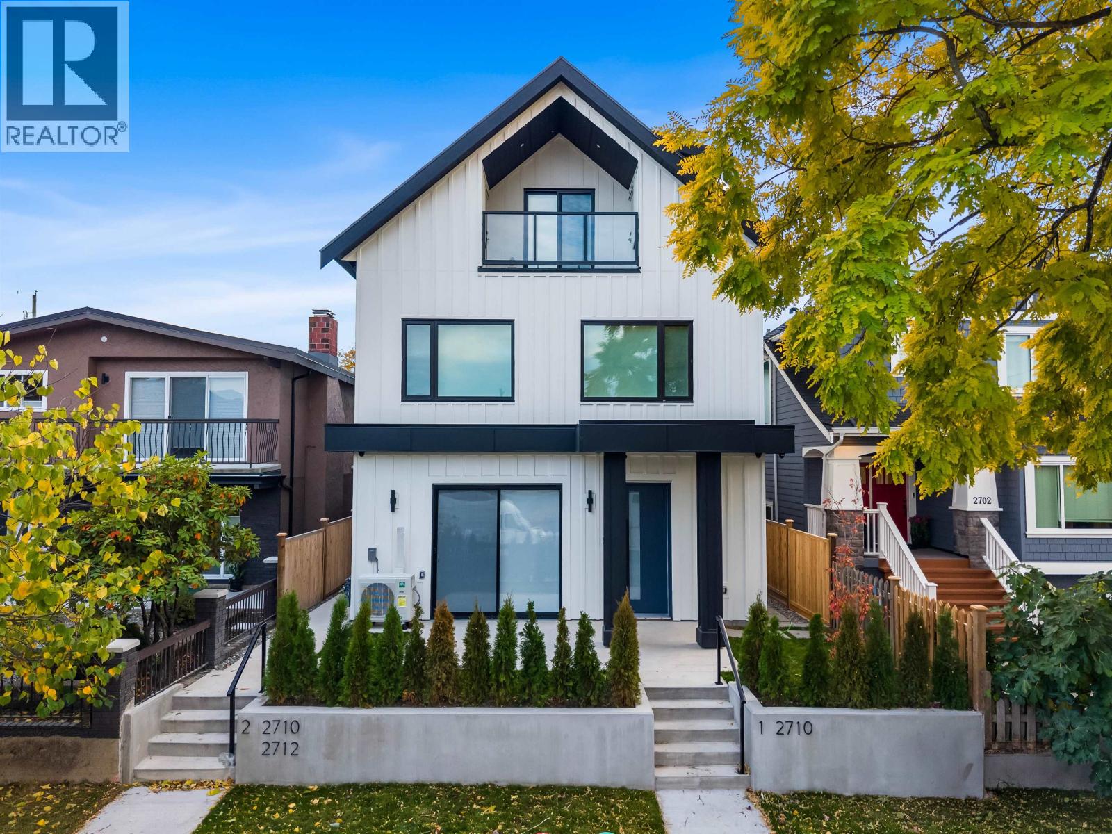 Photo of 2 2710 KITCHENER STREET 24