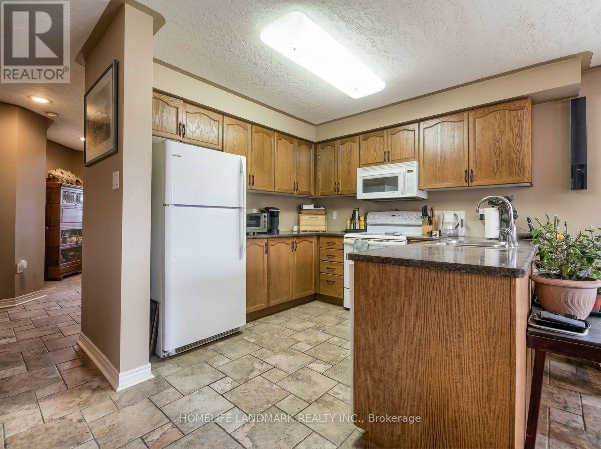 40 Bambi Crescent — photo 8