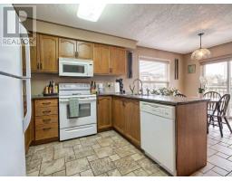 40 Bambi Crescent, Georgina, ON L4P4C6 Photo 11