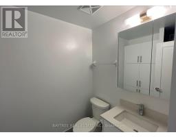 812 - 95 Oneida Crescent, Richmond Hill, ON L4B0H5 Photo 6