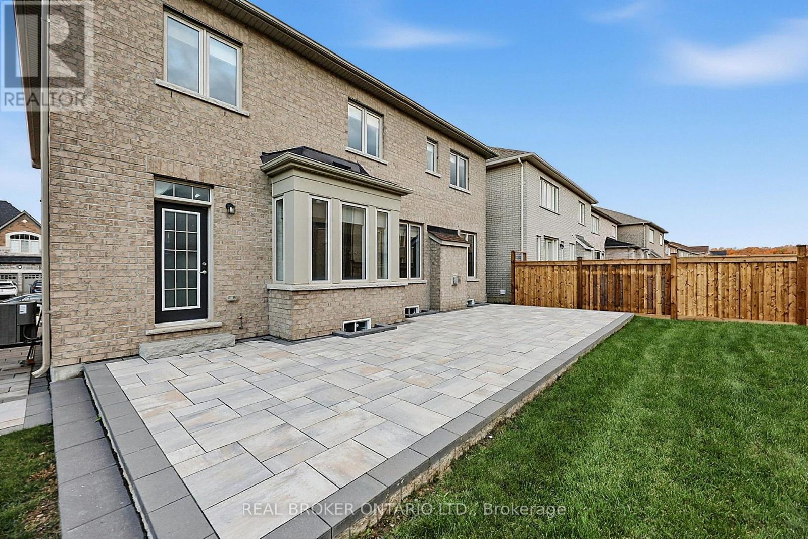 416 Seaview Heights, East Gwillimbury, ON photo 36