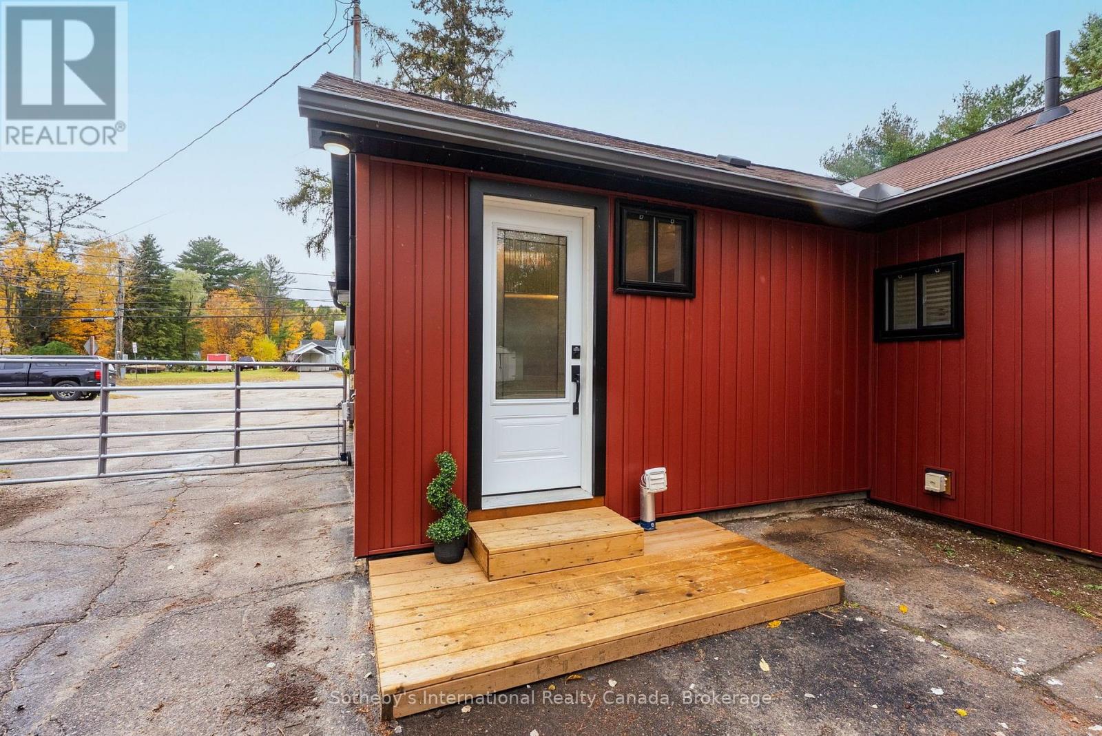 543 Muskoka Rd 3 Road North — photo 36