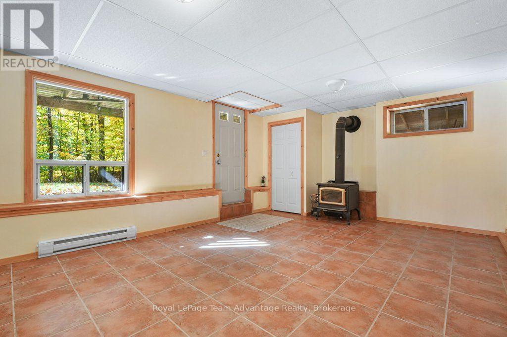 129 & 131 Bayview Drive — photo 23