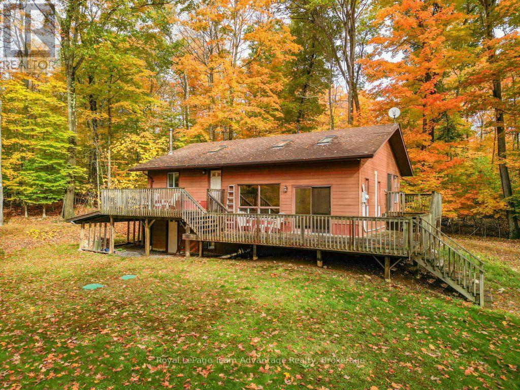 129 & 131 Bayview Drive — photo 41