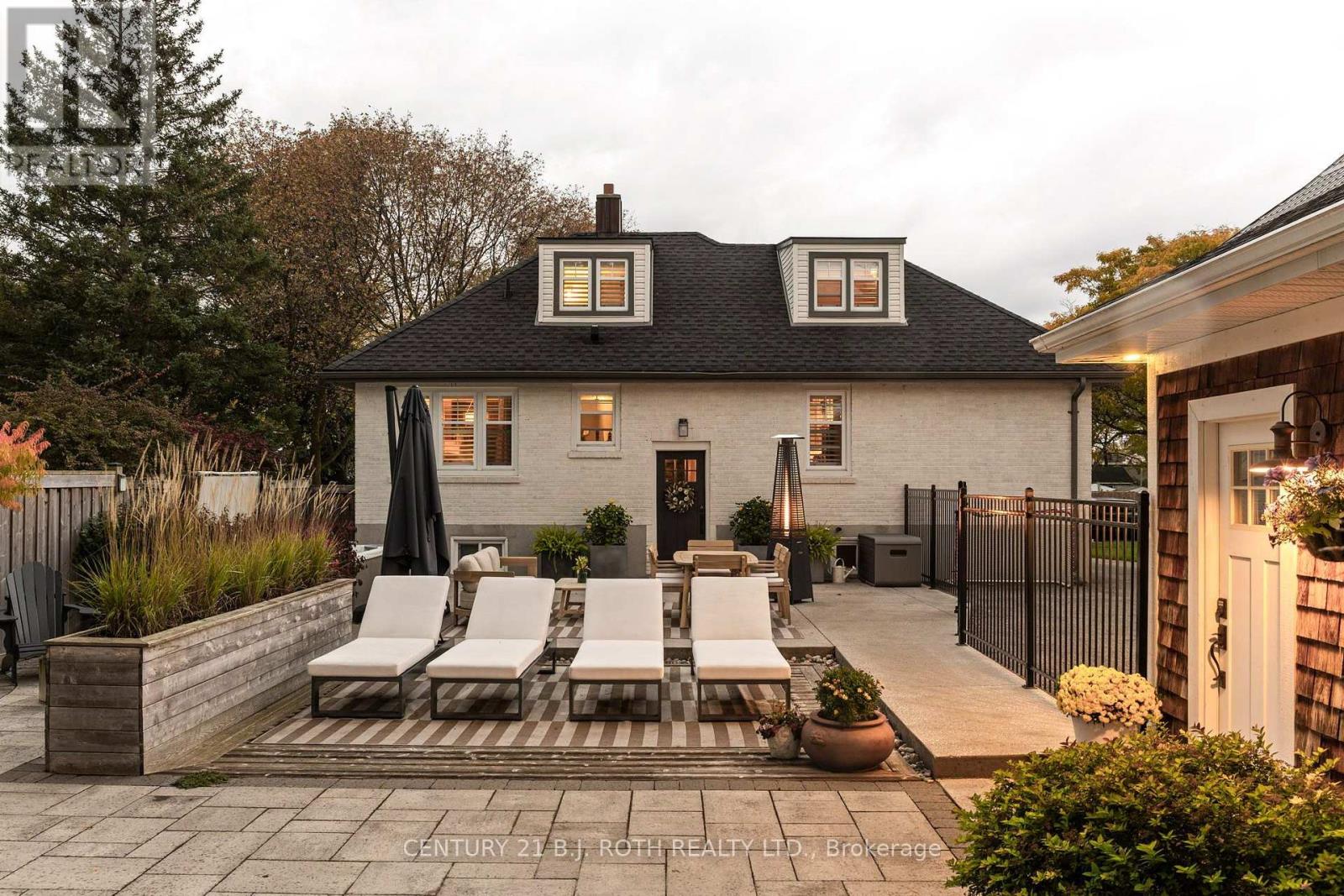 17 Granville Street, Barrie, ON photo 38