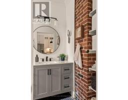 17 Granville Street, Barrie, ON L4N3K1 Photo 21