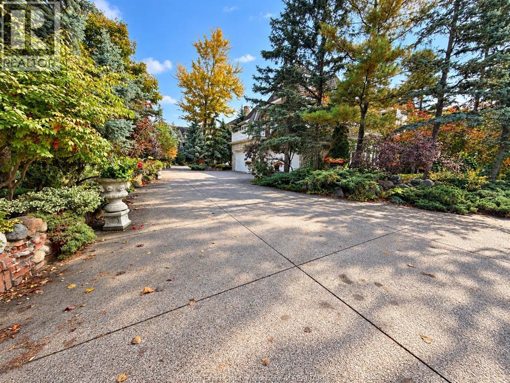1748 CAILLE AVENUE Unit# 4, Lakeshore — photo 3
