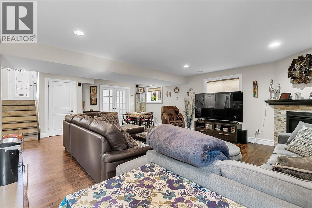1385 CANCUN STREET - 28