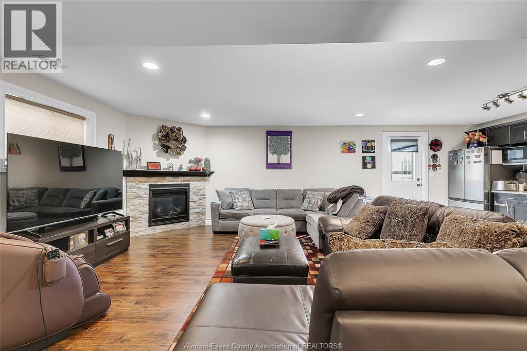 1385 Cancun Street — photo 30