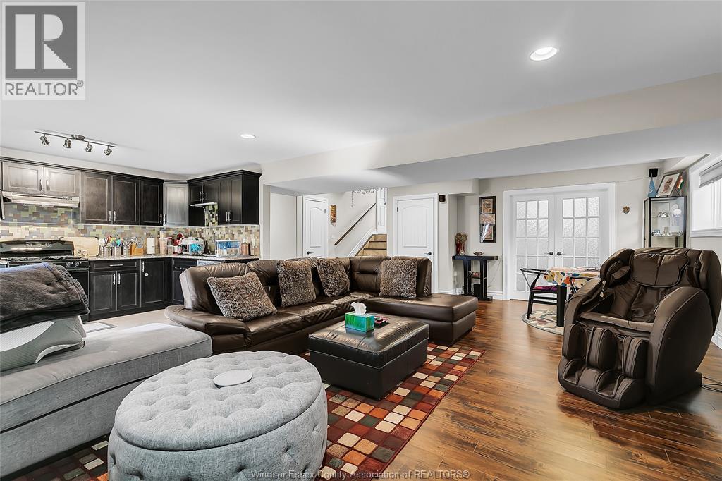 1385 CANCUN STREET - 31