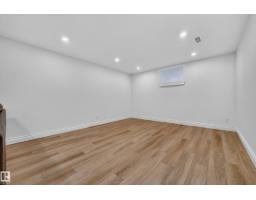 10224 82 St Nw, Edmonton, AB T6A3M3 Photo 33