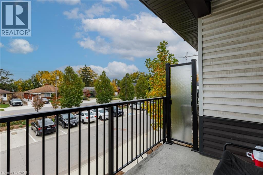 110 Fergus Avenue — photo 10