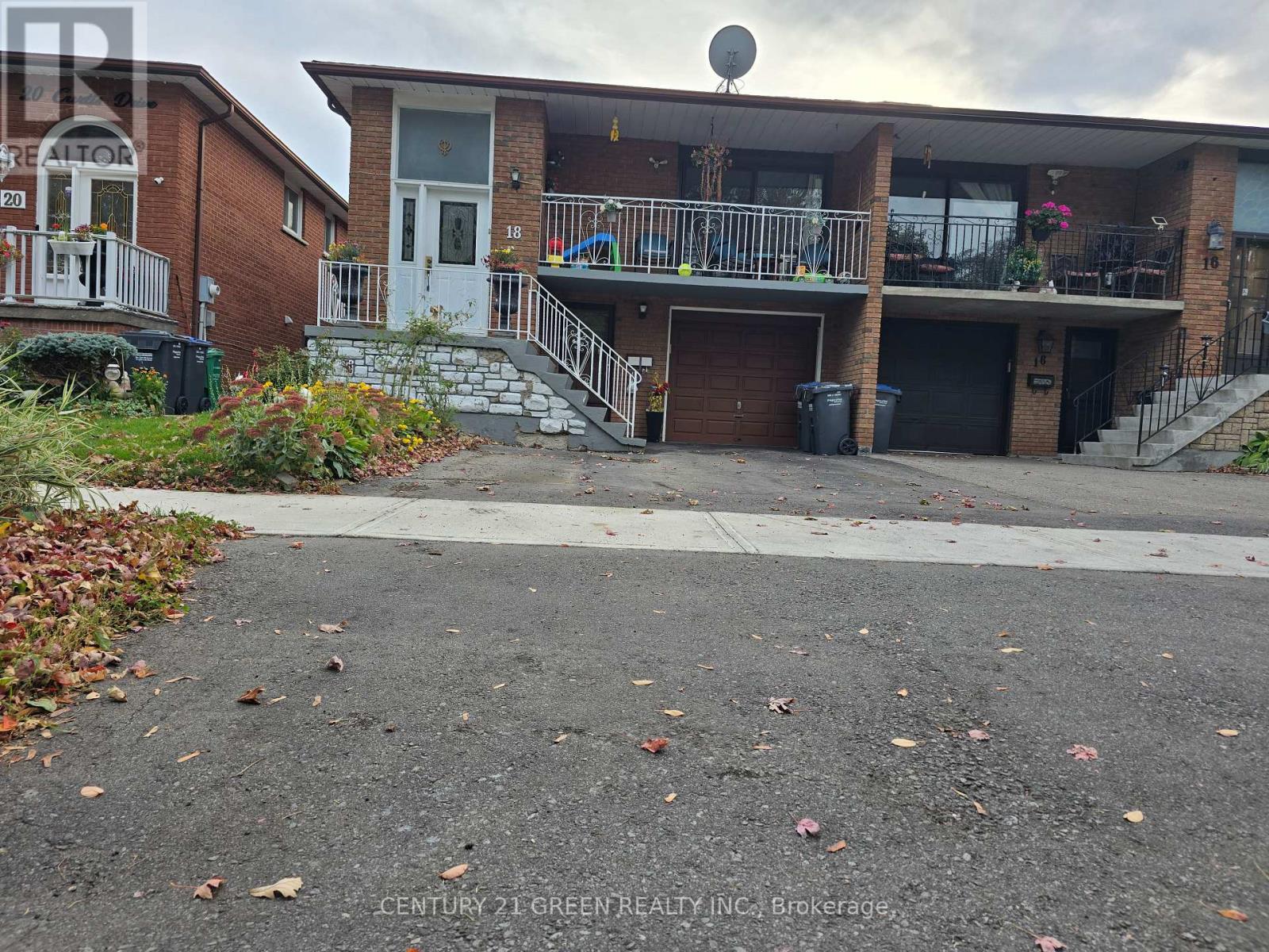 18 CURTIS DRIVE - 2