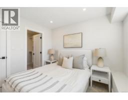 1 921 Dale St, Saanich, BC V8X2V9 Photo 26