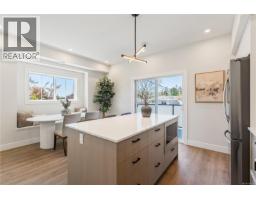 1 921 Dale St, Saanich, BC V8X2V9 Photo 16