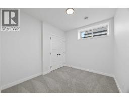 37 Sora Gardens Se, Calgary, AB T3S0V3 Photo 40